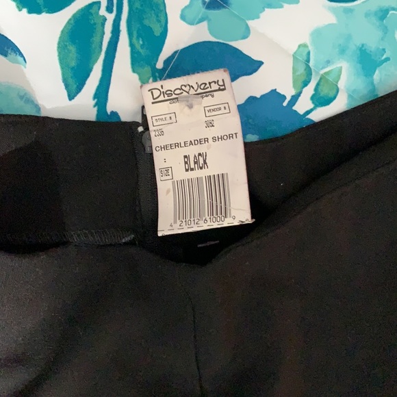 Cheer skirt - Picture 3 of 5